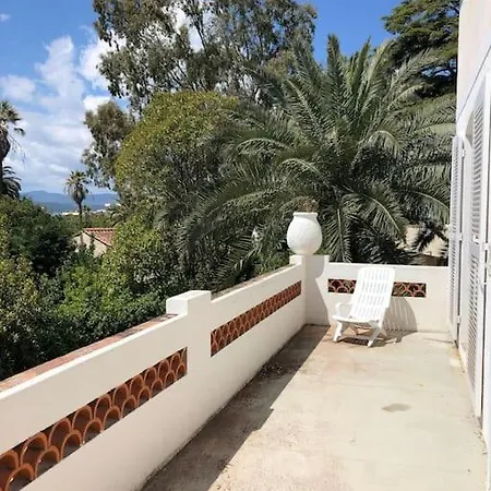 Provencale Avec Vue Mer, Proche Centre Et Plages.