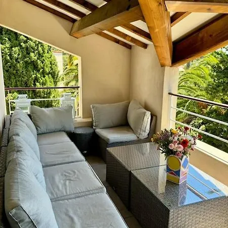 Provencale Avec Vue Mer, Proche Centre Et Plages. Villa *
